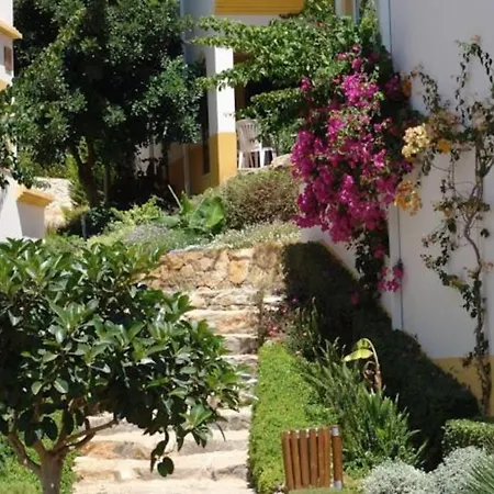 Travel Lovers Apartment *